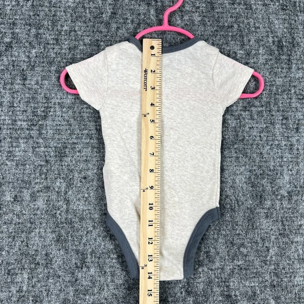 Nike Baby Onesy 0-6 Month Gray Onepiece Jumpsuit‎ Bodysuit Swoosh basketball